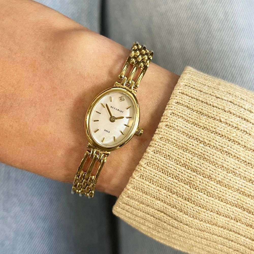 Accurist 9ct Gold Ladies Bracelet Watch 8803