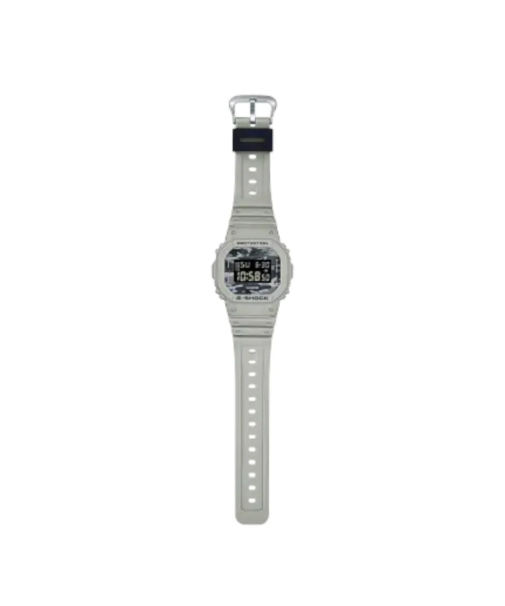 CASIO DW-5600CA-8DR