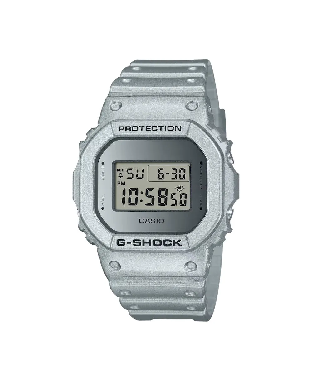 CASIO DW-5600FF-8DR