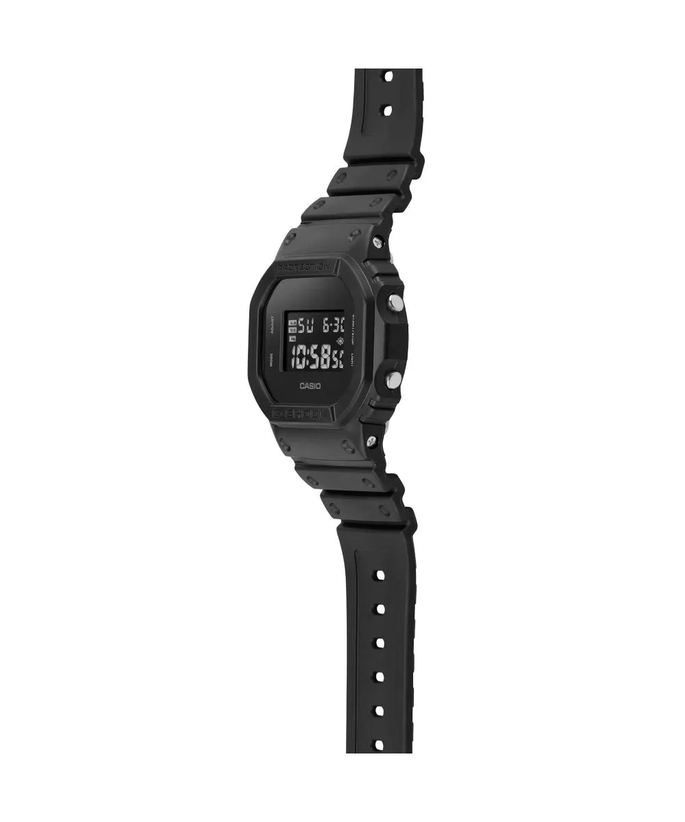 CASIO DW-5600UBB-1DR