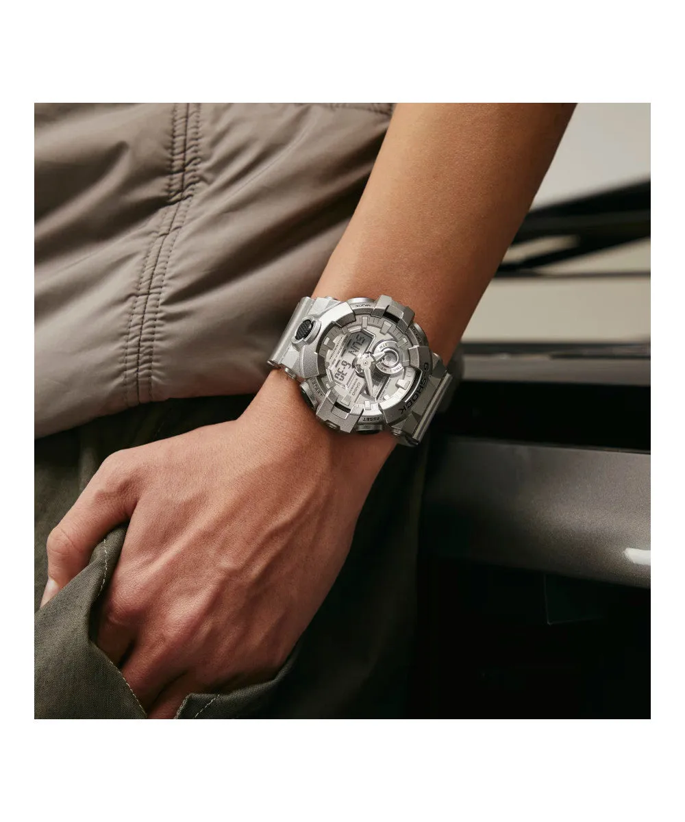 CASIO GA-700FF-8ADR