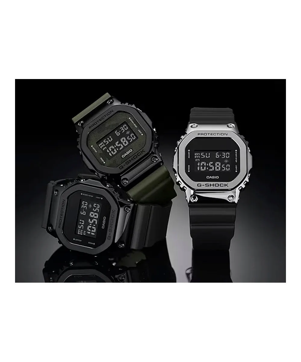 CASIO GM-5600B-1DR