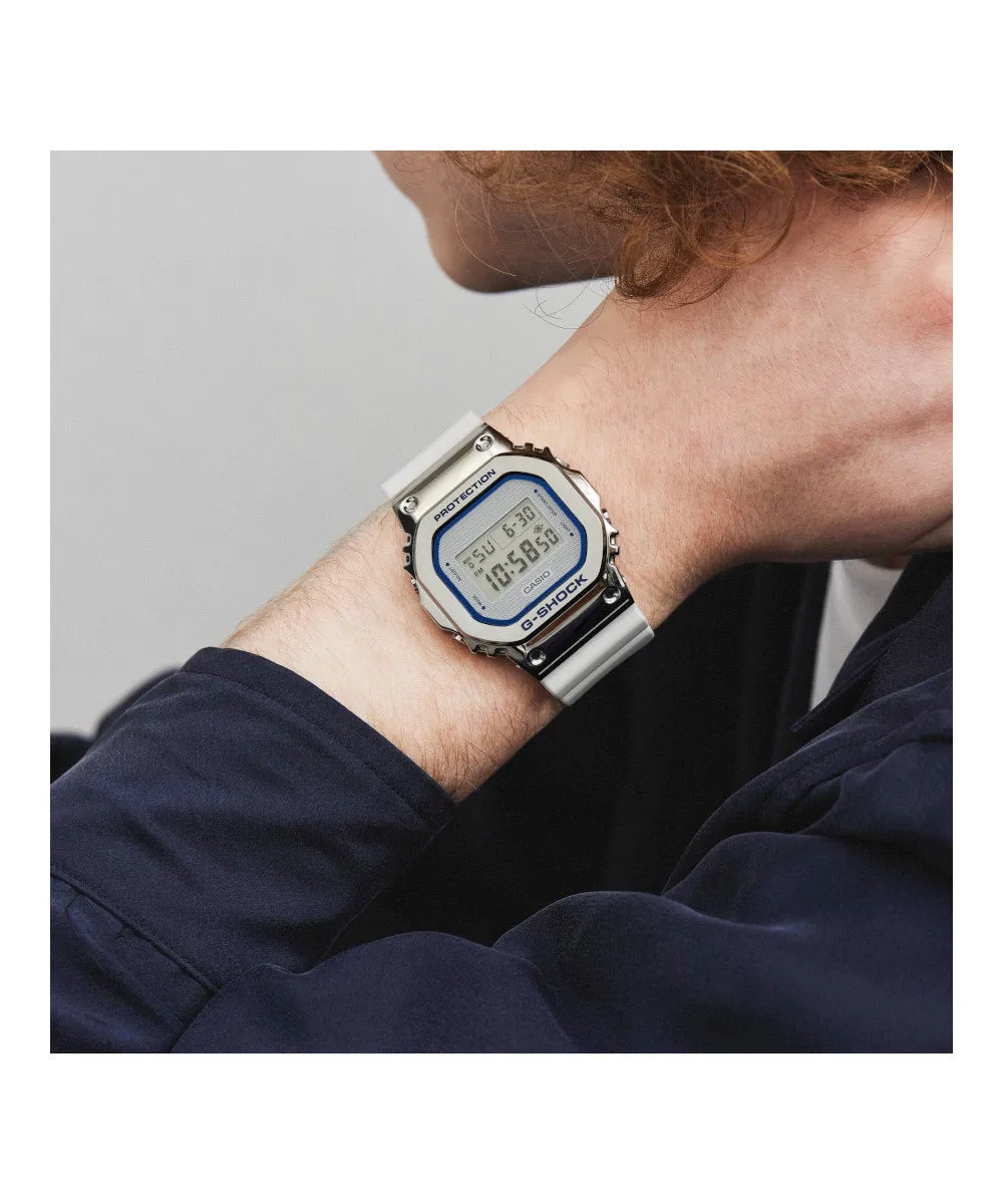 CASIO GM-5600LC-7DR