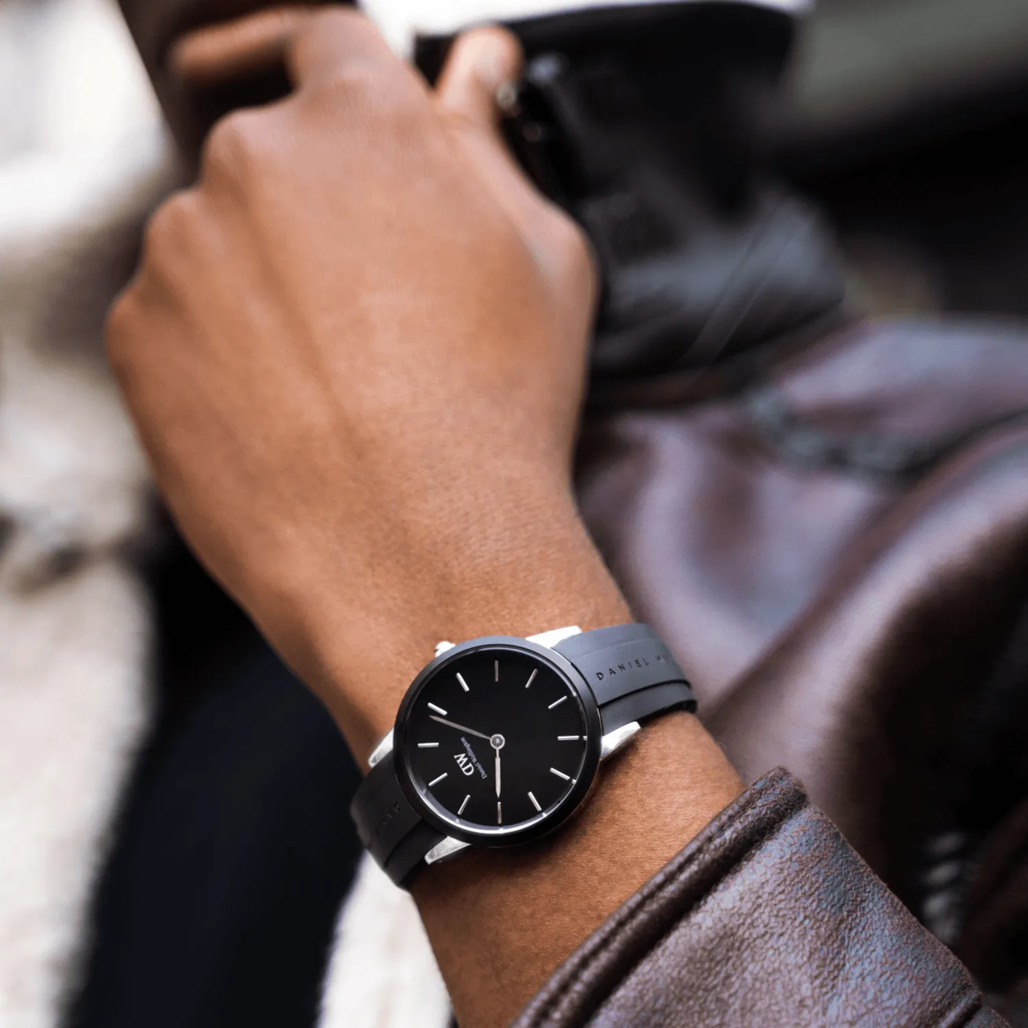 Daniel Wellington Iconic Motion 44mm Black Watch DW00100612
