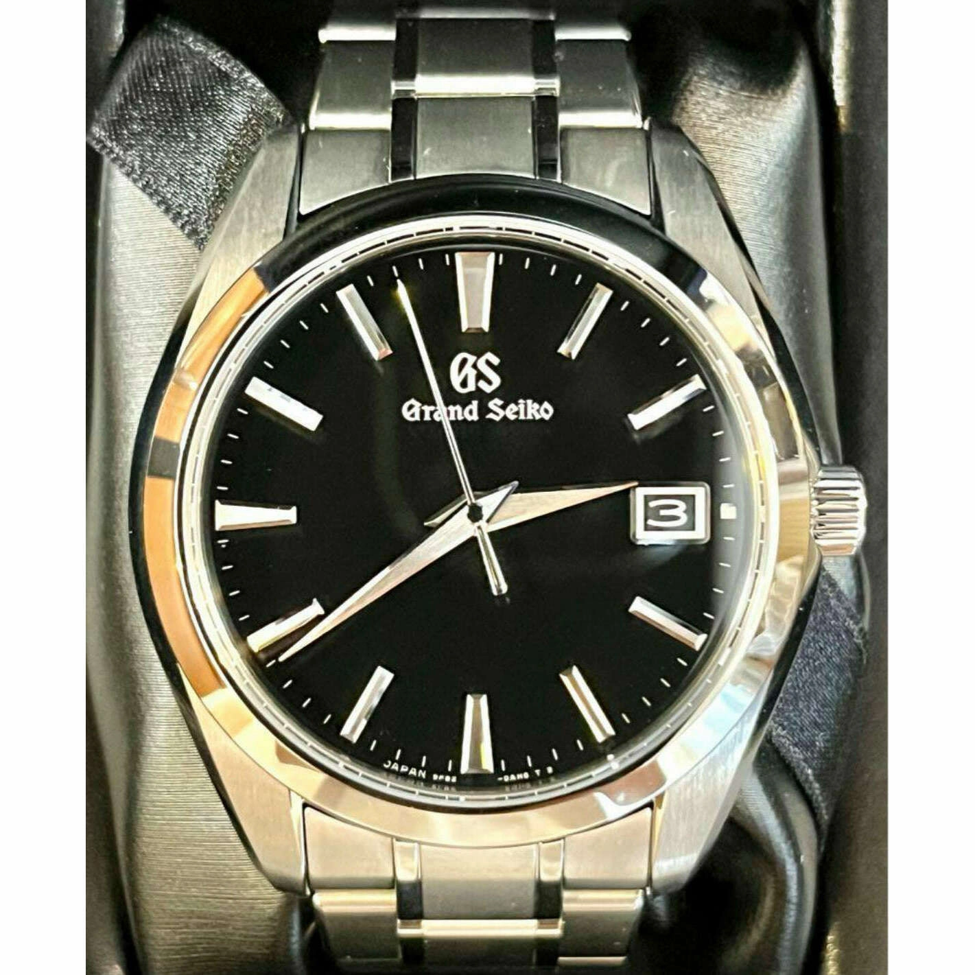 GRAND SEIKO QUARTZ 40 MM MEN WATCH SBGV231
