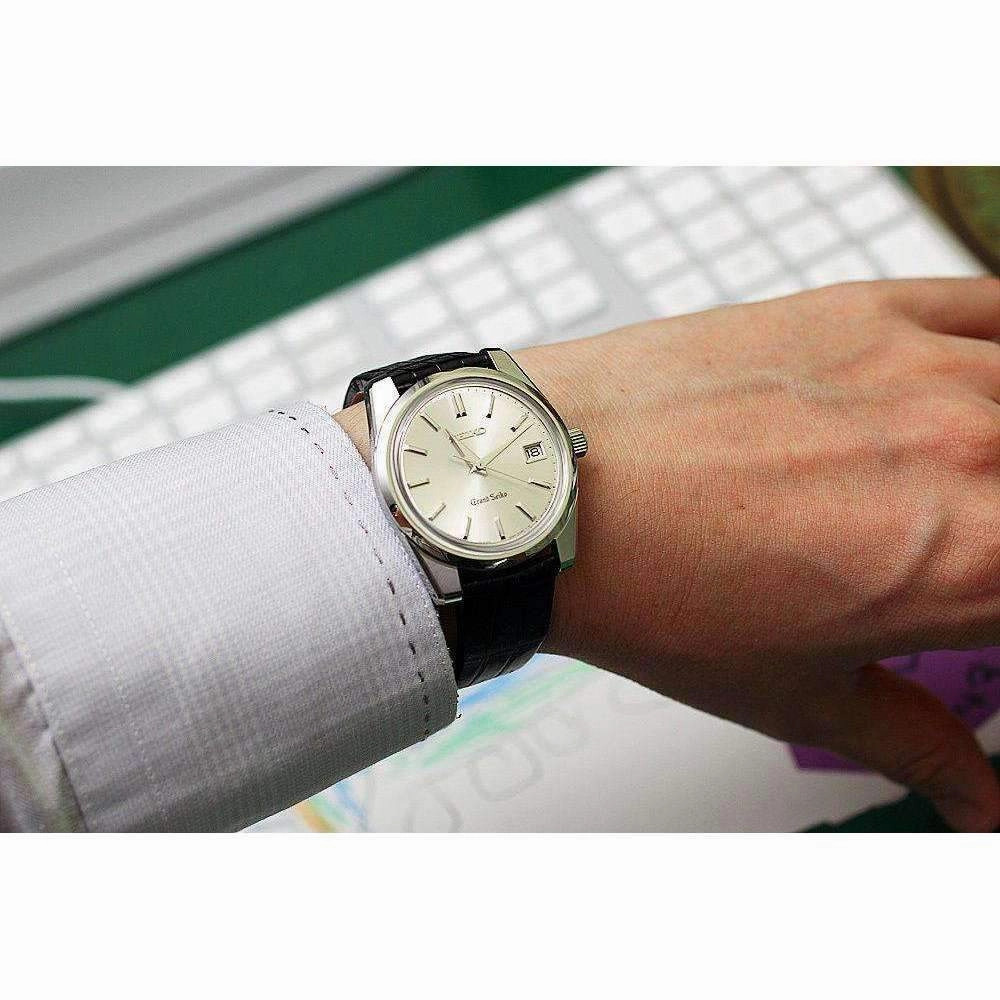 GRAND SEIKO QUARTZ HISTORICAL COLLECTION MEN WATCH (1200 Limited) SBGV009