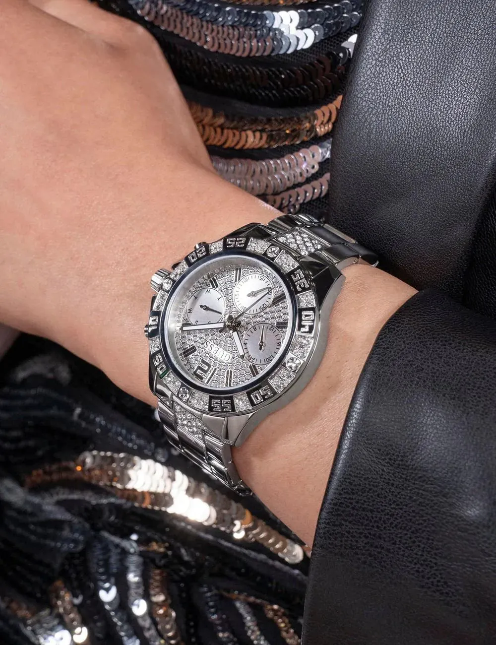 Guess Majesty Silver Dial Stainless Steel Watch GW0771L1