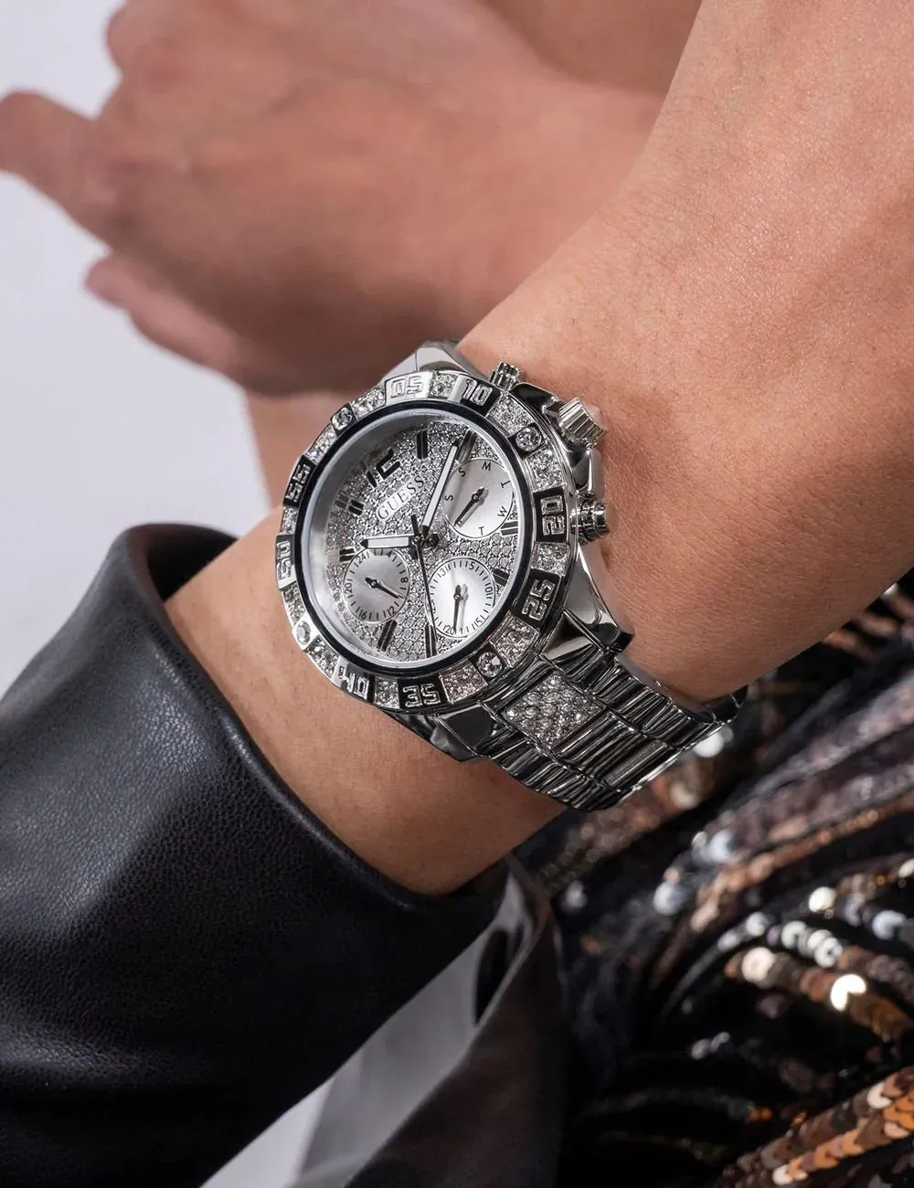 Guess Majesty Silver Dial Stainless Steel Watch GW0771L1