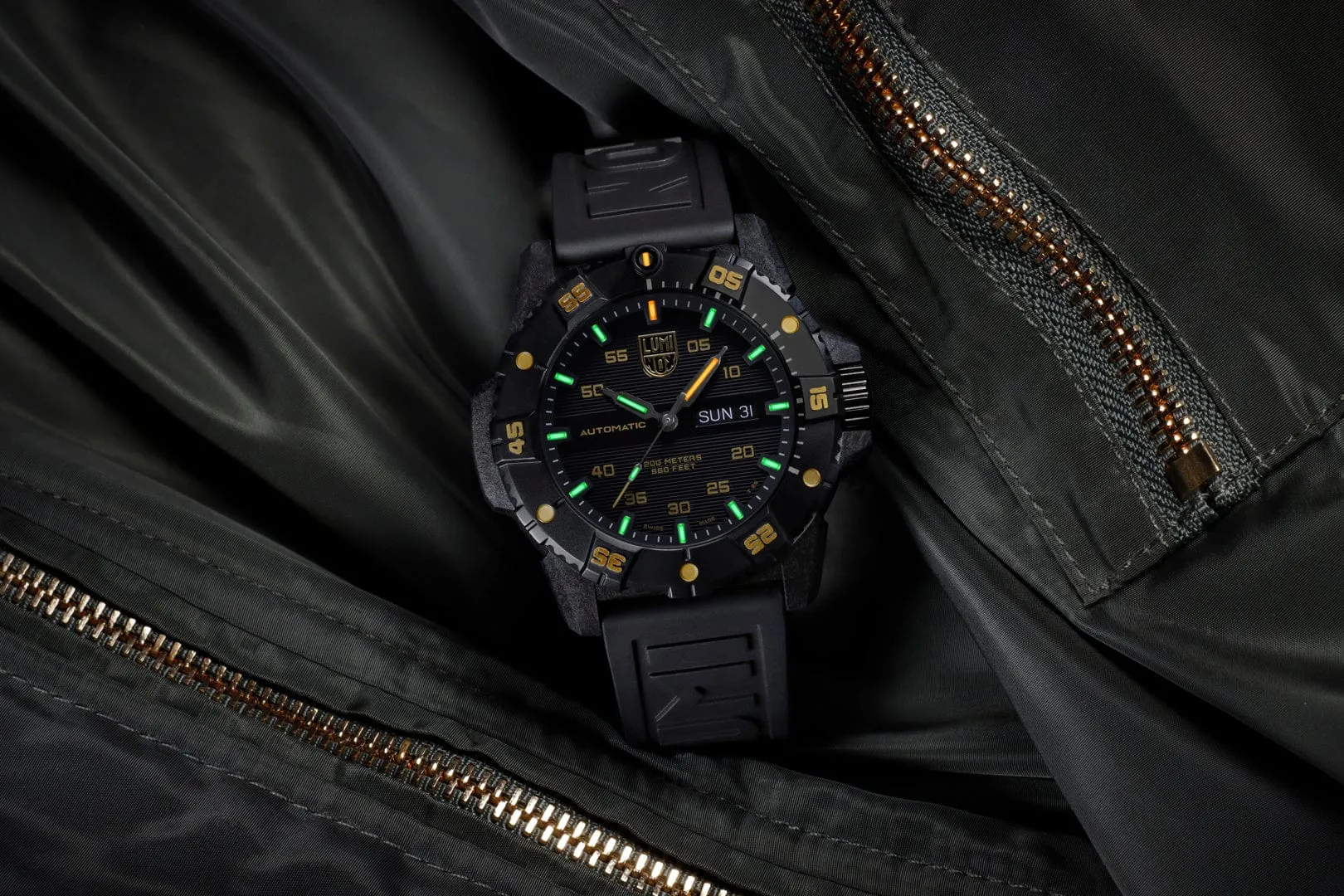 Luminox Limited Edition Master Carbon Seal Automatic Watch XS.3865.GOLD