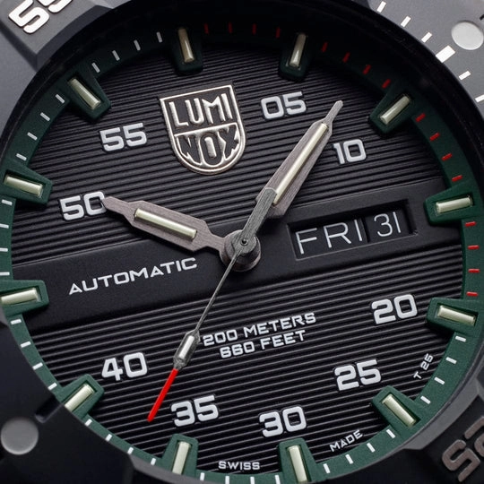 Luminox Master Carbon SEAL Automatic Mens Dive Watch XS.3877