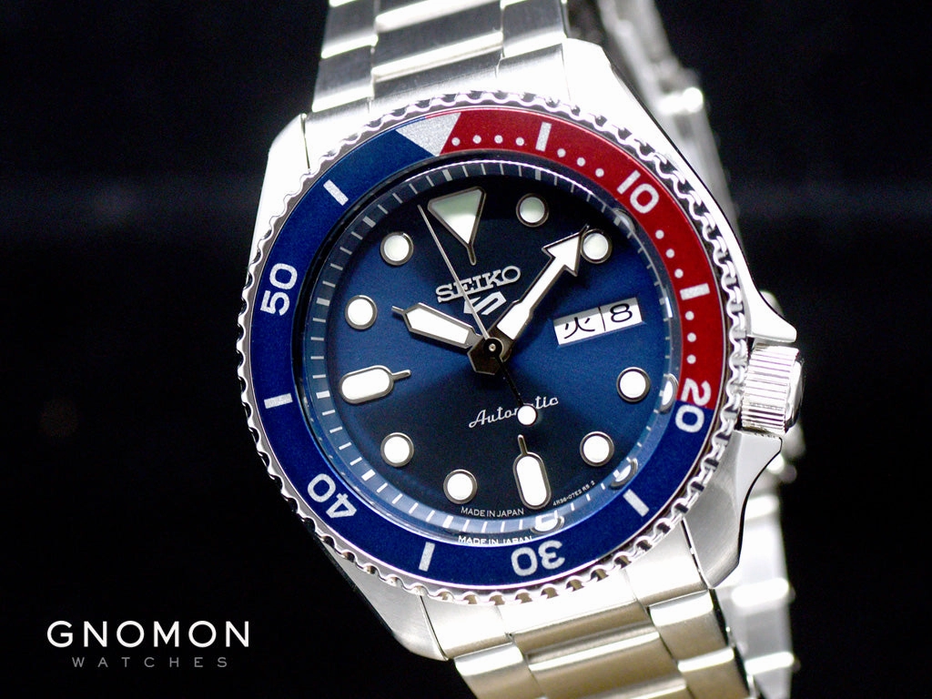 Seiko 5 Sports Sports Style Blue/Red Ref. SBSA003