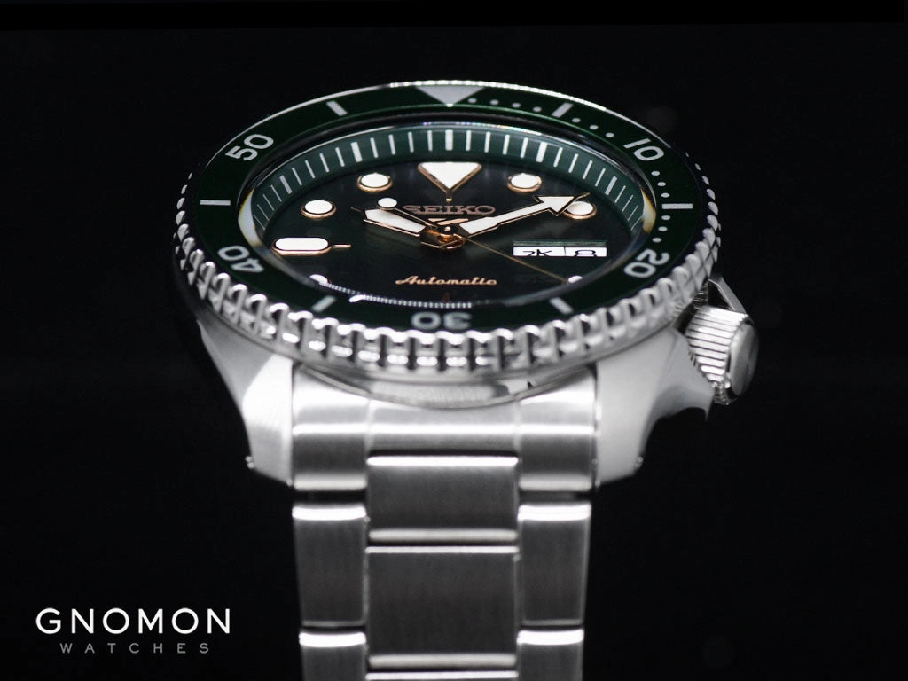 Seiko 5 Sports Sports Style Green Gilt Ref. SBSA013