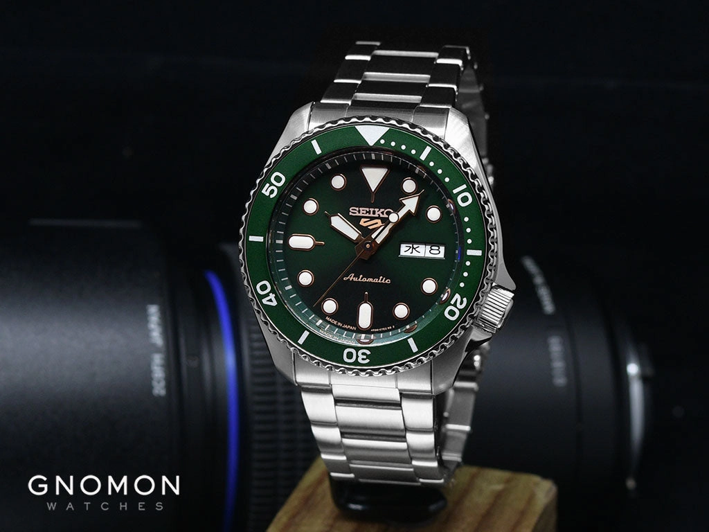 Seiko 5 Sports Sports Style Green Gilt Ref. SBSA013