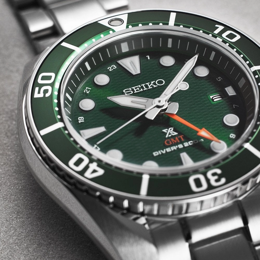 Seiko Hulk Prospex Seascape Sumo Solar GMT Mens Divers Watch SFK003J1
